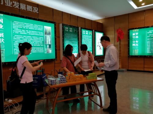 小池鎮(zhèn)培斜村聯(lián)合市、區(qū)科協(xié)開(kāi)展“學(xué)黨史 辦實(shí)事”教育咨詢(xún)服務(wù)實(shí)踐活動(dòng)